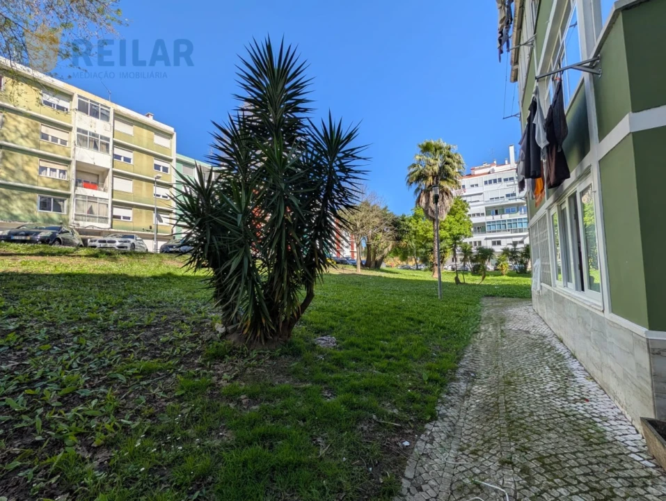 Apartamento T2 para Venda em Benfica Foto 26
