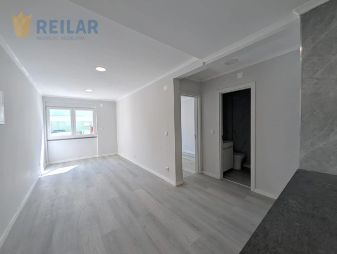 Apartamento T2 para Venda em Benfica Foto 11