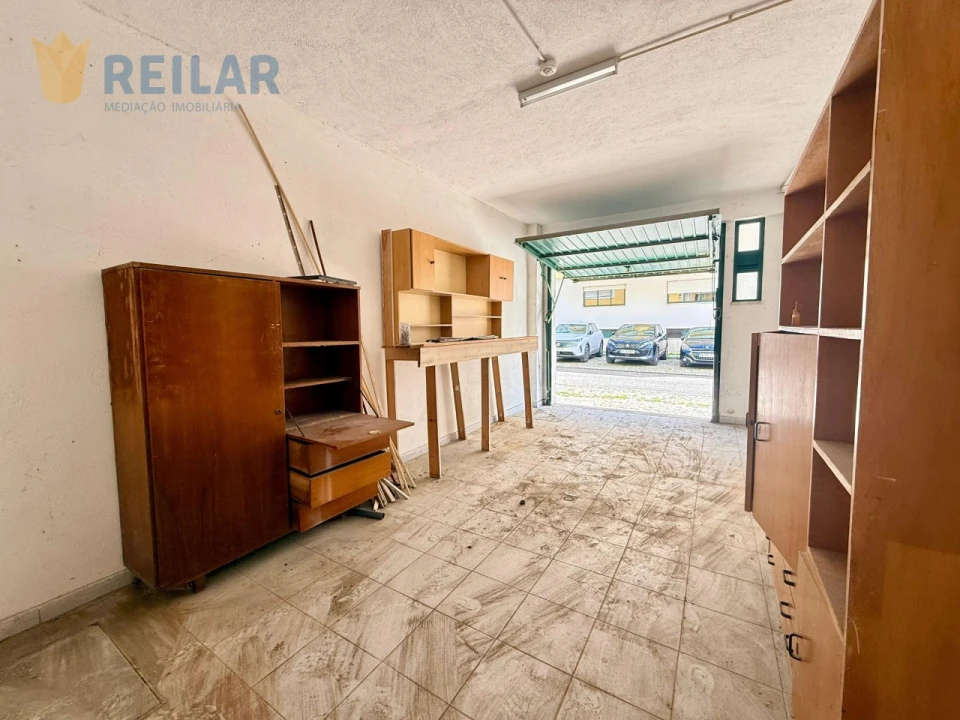 Garagem para Venda em Póvoa de Santa Iria e Forte da Casa Foto 5