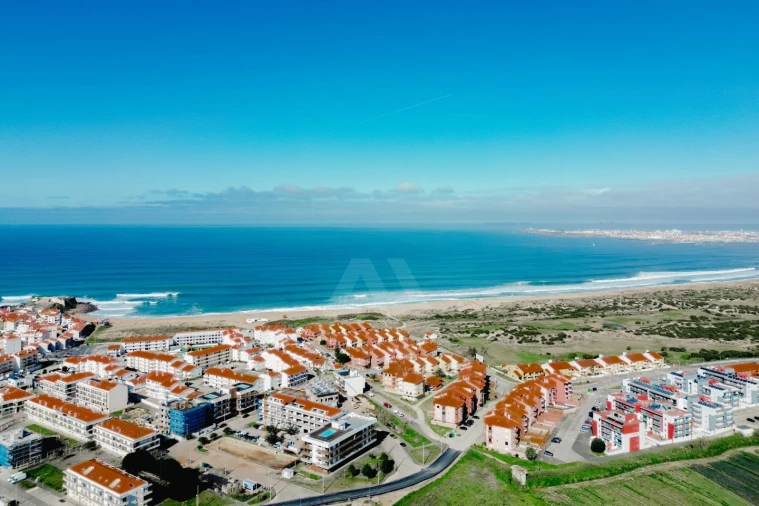 Apartamento T2 para Venda em Atouguia da Baleia Foto 2