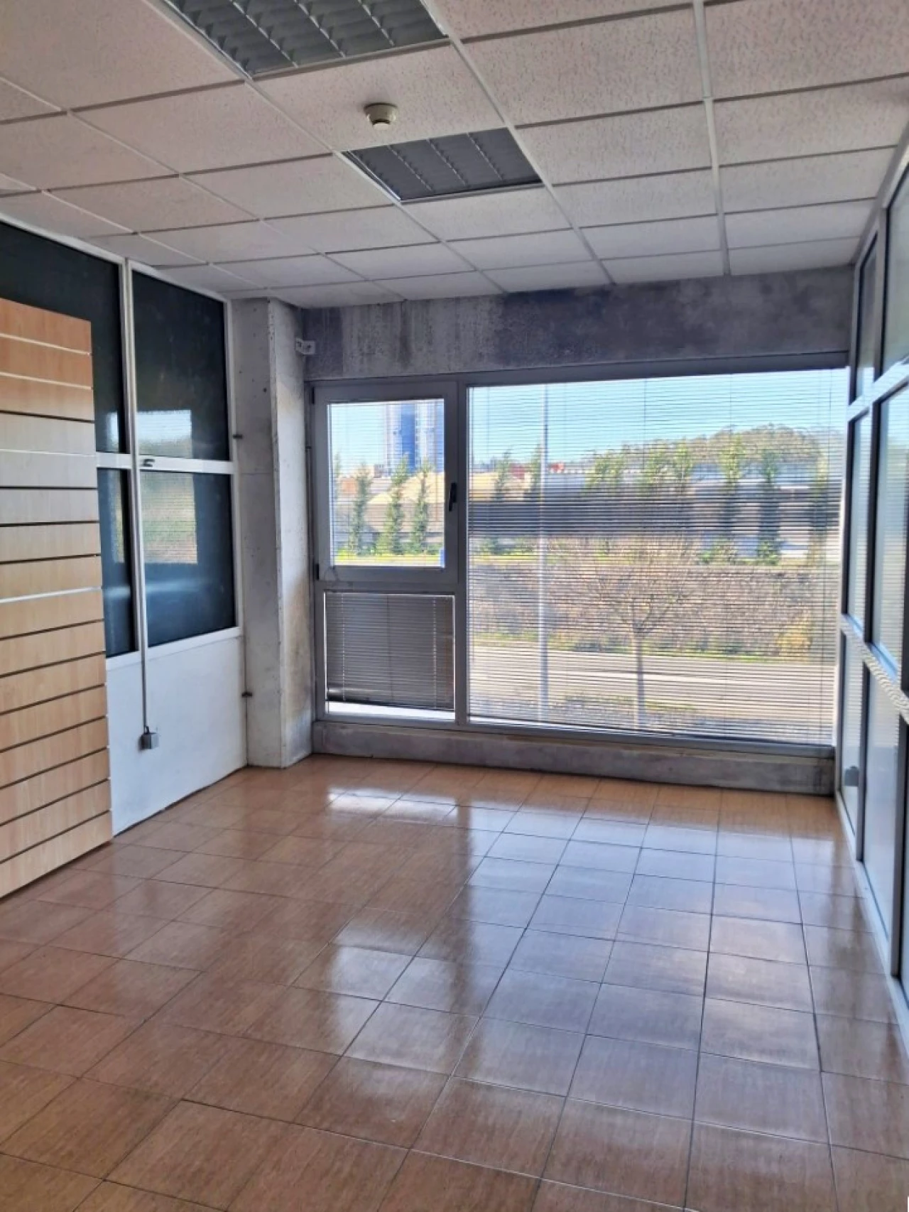 Armazém para Arrendamento em Touguinha e Touguinhó Foto 7