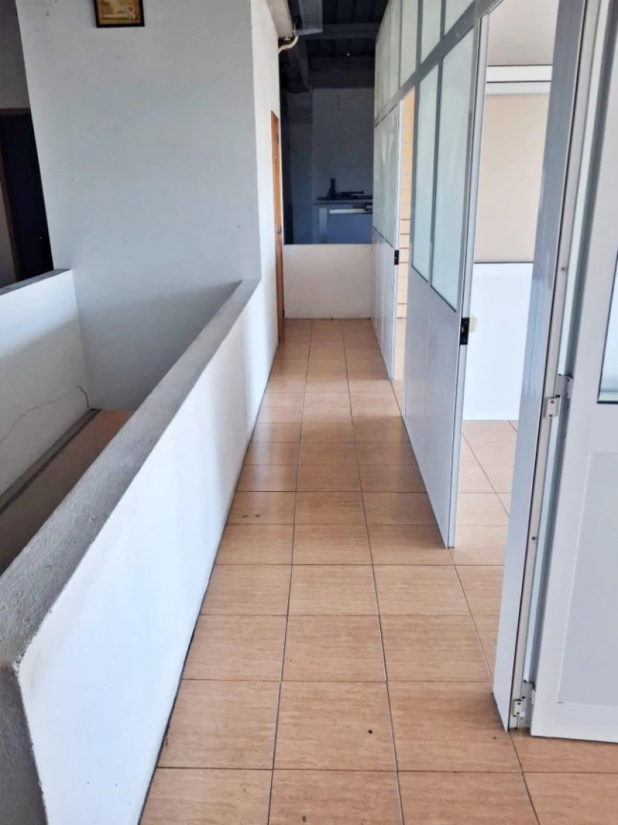 Armazém para Venda em Touguinha e Touguinhó Foto 22