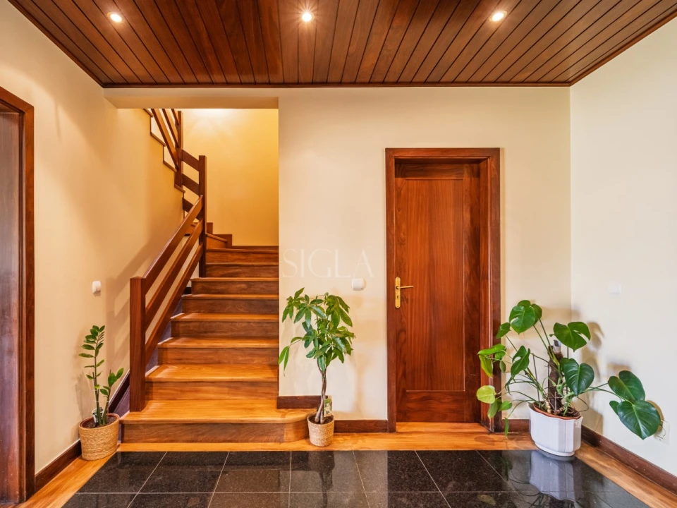 Moradia T4 para Venda em Serzedo e Perosinho Foto 14