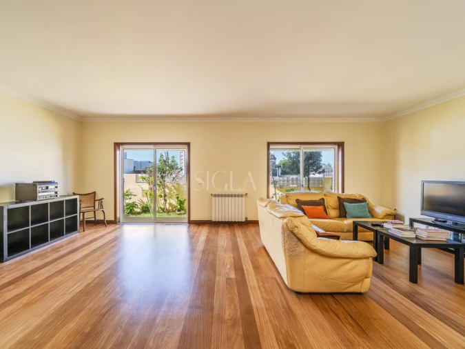 Moradia T4 para Venda em Serzedo e Perosinho Foto 7