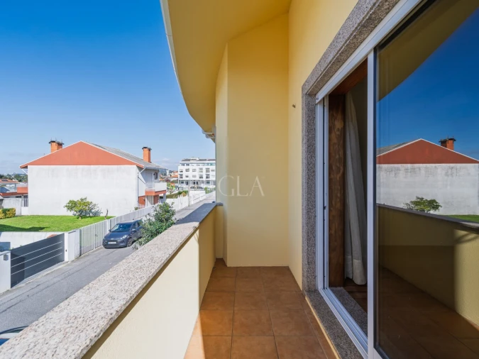 Moradia T4 para Venda em Serzedo e Perosinho Foto 22