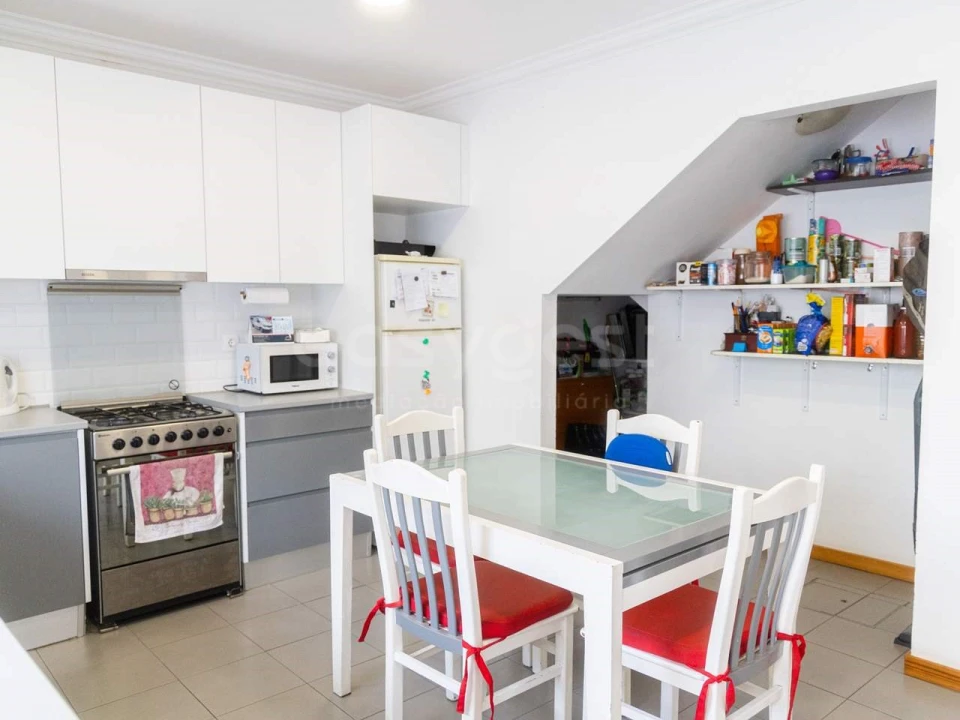 Moradia T1 para Venda em Ponta Delgada (São Pedro) Foto 6