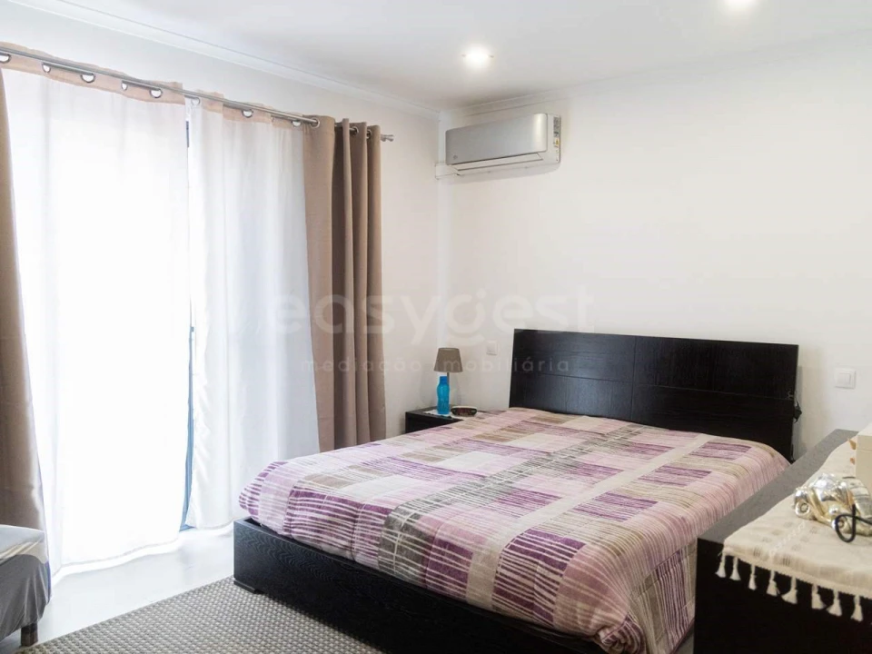 Moradia T1 para Venda em Ponta Delgada (São Pedro) Foto 13