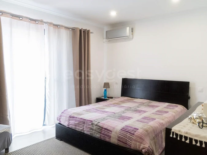 Moradia T1 para Venda em Ponta Delgada (São Pedro) Foto 13