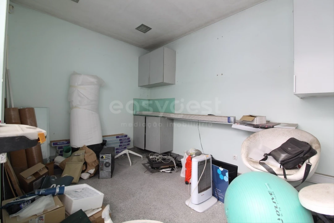 Apartamento T3 para Venda em Almada, Cova da Piedade, Pragal e Cacilhas Foto 27