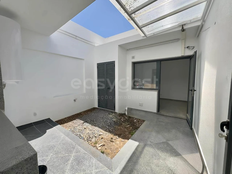 Apartamento T3 para Venda em Almada, Cova da Piedade, Pragal e Cacilhas Foto 20