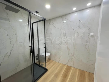Apartamento T3 para Venda em Almada, Cova da Piedade, Pragal e Cacilhas