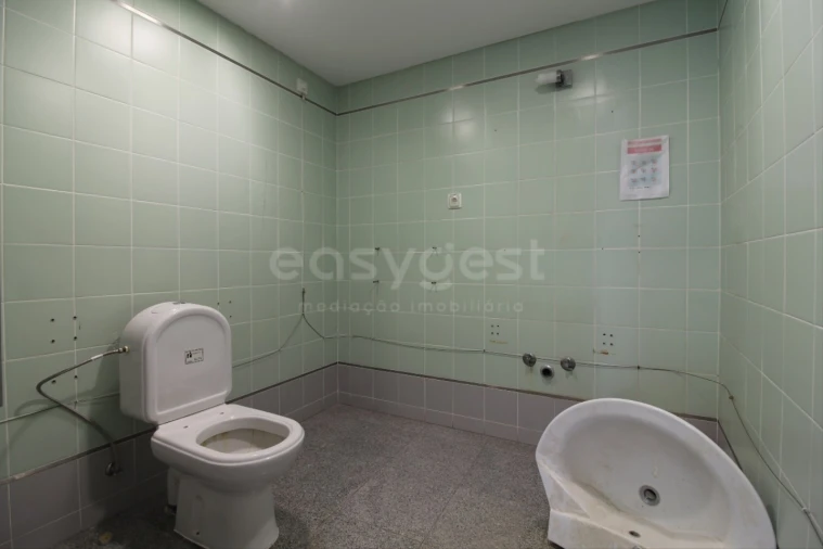 Apartamento T3 para Venda em Almada, Cova da Piedade, Pragal e Cacilhas Foto 11