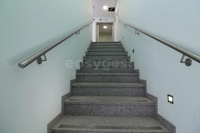 Apartamento T3 para Venda em Almada, Cova da Piedade, Pragal e Cacilhas Foto 17