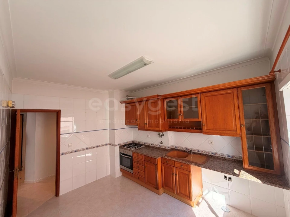 Apartamento T1 para Venda em Setubal (São Sebastião) Foto 12