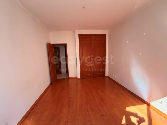 Apartamento T1 para Venda em Setubal (São Sebastião) Foto 8