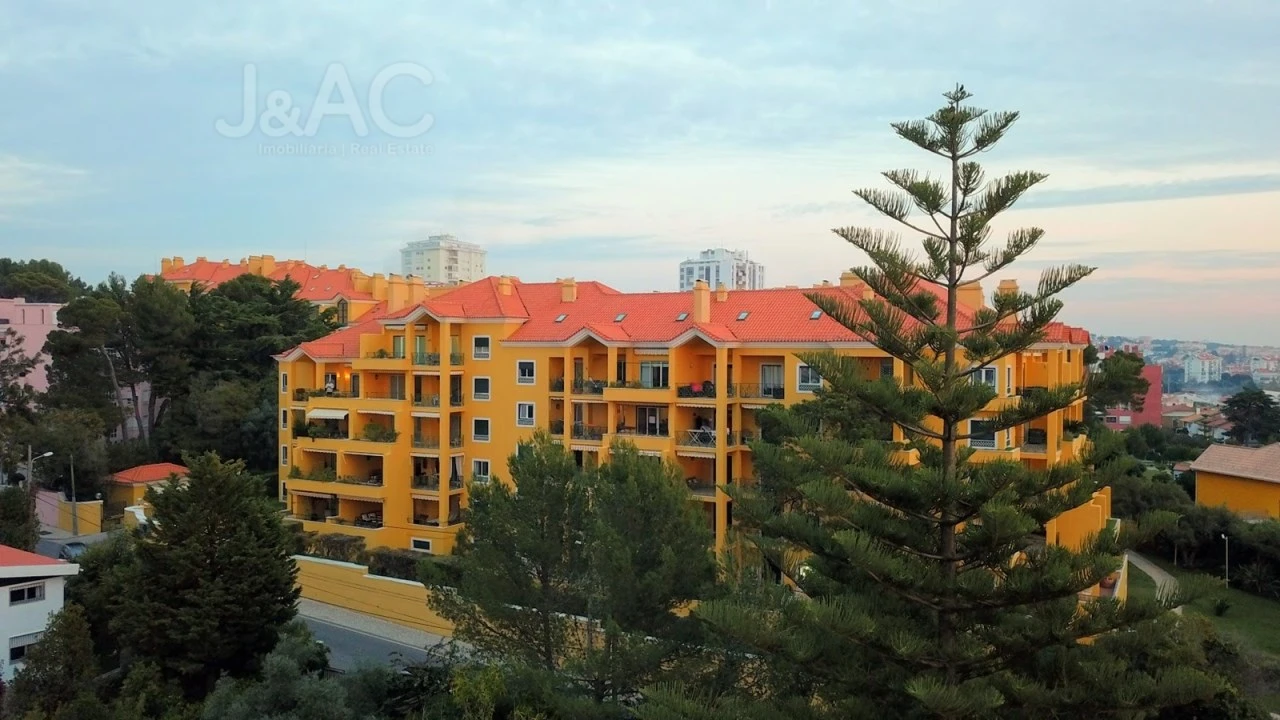 Apartamento T3 para Venda em Cascais e Estoril Foto 2