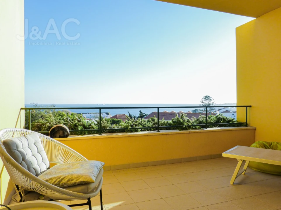 Apartamento T3 para Venda em Cascais e Estoril Foto 1