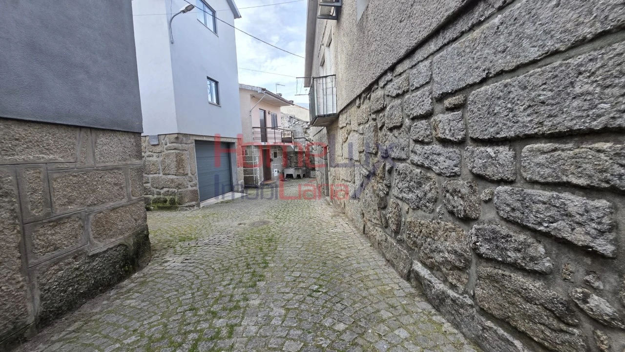 Moradia T3 para Venda em Silgueiros Foto 8