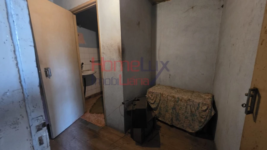 Moradia T3 para Venda em Silgueiros Foto 19