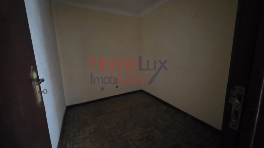 Moradia T3 para Venda em Silgueiros Foto 34