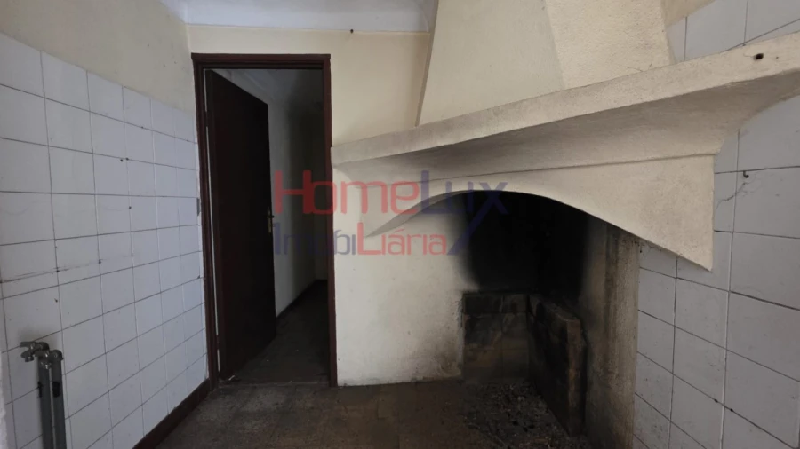 Moradia T3 para Venda em Silgueiros Foto 36