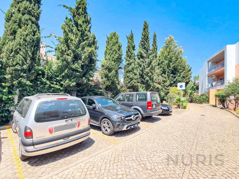 Apartamento T1 para Arrendamento em Portimão Foto 24