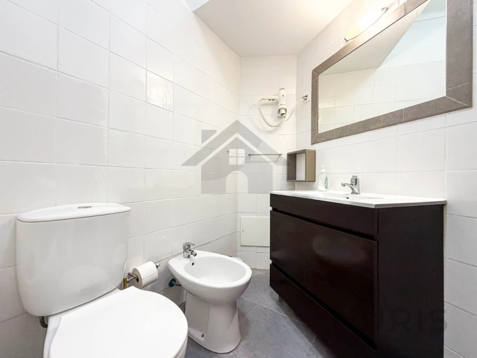 Apartamento T2 para Venda em Portimão Foto 17