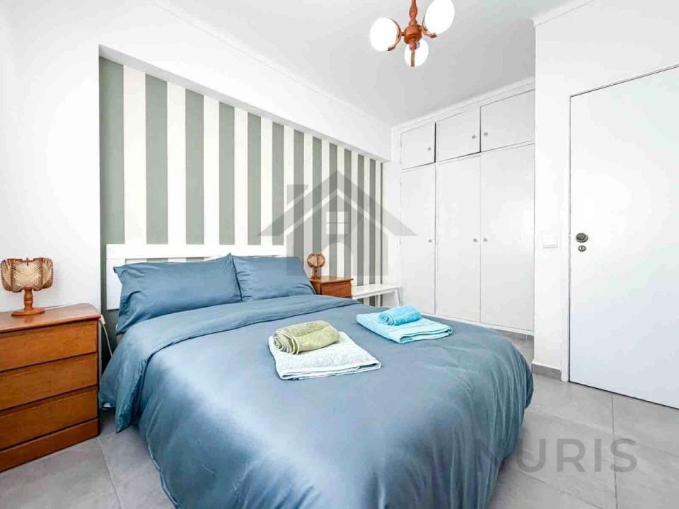 Apartamento T2 para Venda em Portimão Foto 11