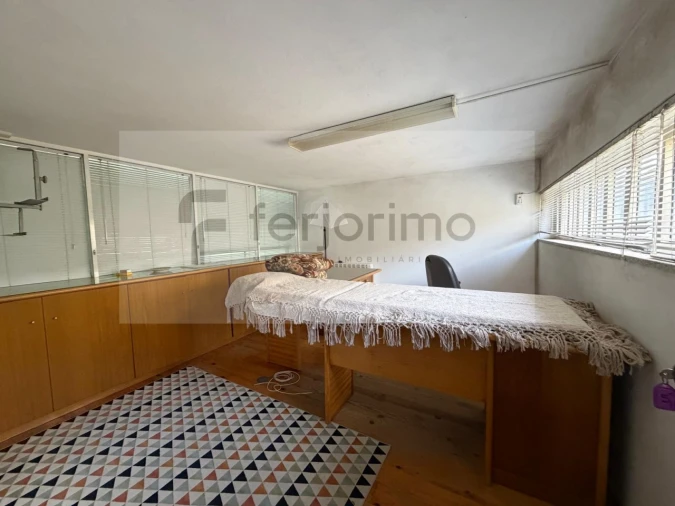 Armazém para Arrendamento em Ponte Foto 7