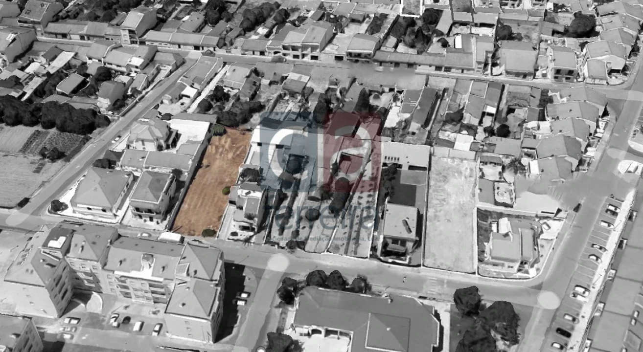 Terreno para Venda em Almeirim Foto 10