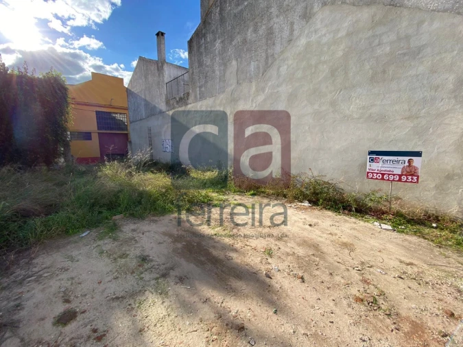 Terreno para Venda em Almeirim Foto 7