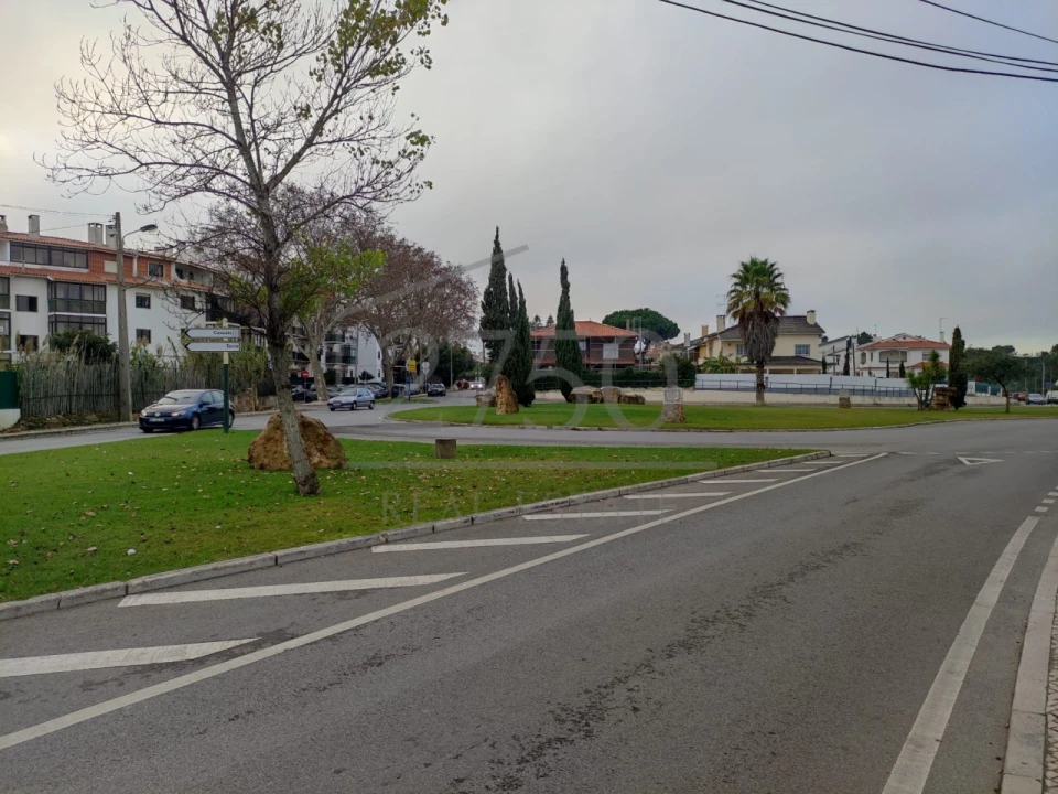 Terreno para Venda em Cascais e Estoril Foto 1