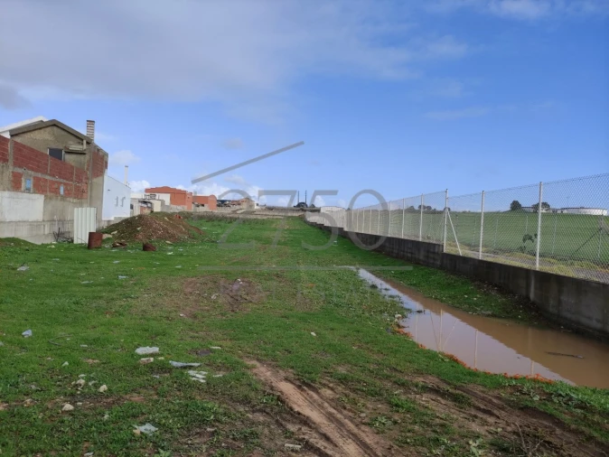 Terreno para Venda em São Domingos de Rana Foto 13