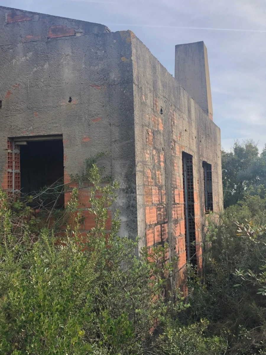 Terreno para Venda em Almoster Foto 9