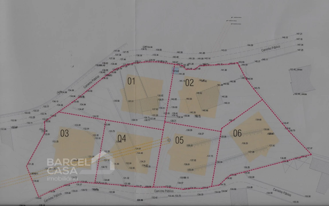 Terreno para Venda em Vila Cova e Feitos Foto 2