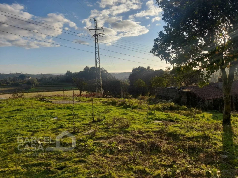 Terreno para Venda em Vila Cova e Feitos Foto 5
