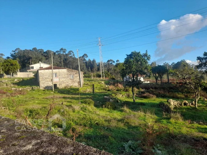 Terreno para Venda em Vila Cova e Feitos Foto 9