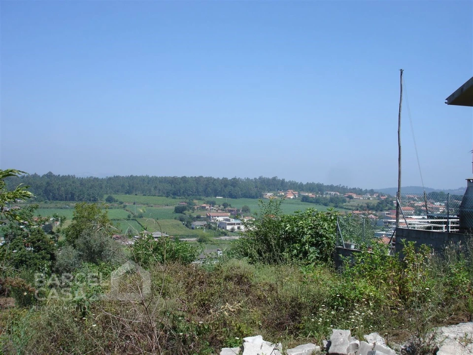 Terreno para Venda em Areias de Vilar e Encourados Foto 1