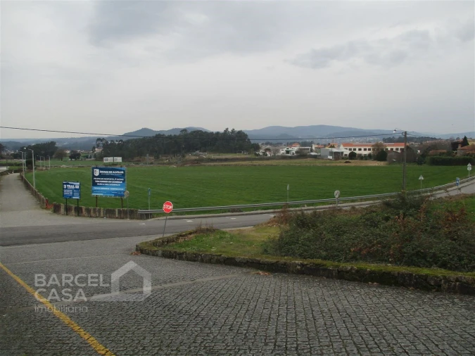 Terreno para Venda em Alvelos Foto 2