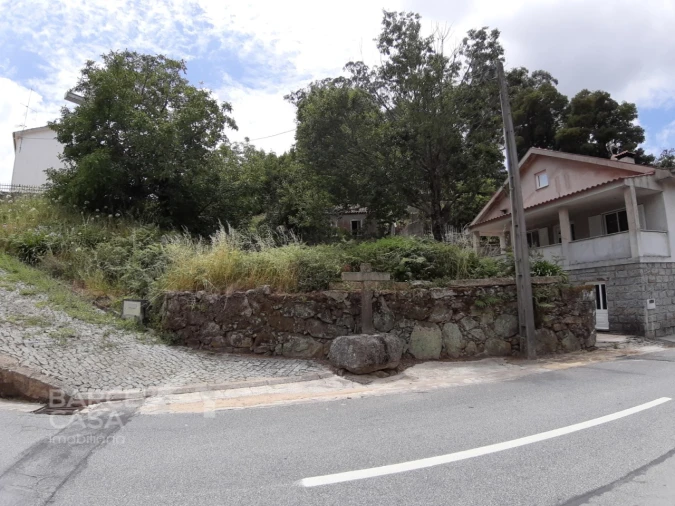 Terreno para Venda em Durrães e Tregosa Foto 1