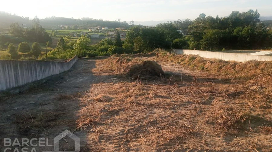 Terreno para Venda em Gamil e Midões