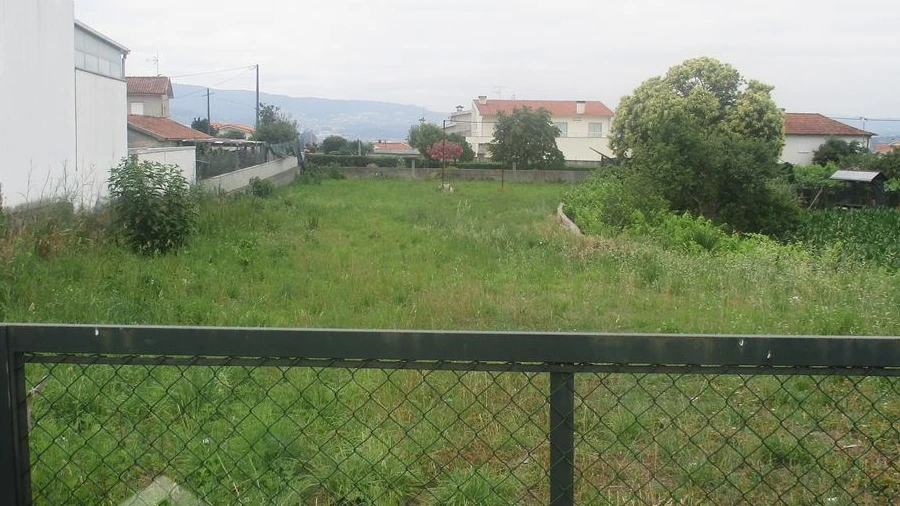 Terreno para Venda em Rio Covo (Santa Eugenia)