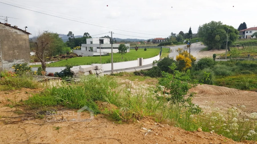 Terreno para Venda em Verdoejo Foto 23