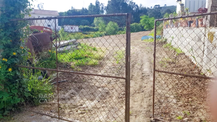 Terreno para Venda em Verdoejo Foto 33