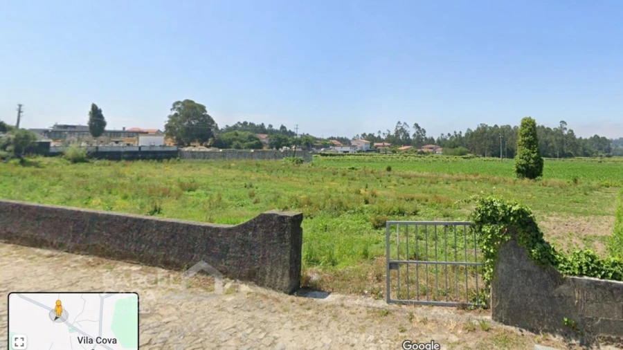Terreno para Venda em Vila Cova e Feitos