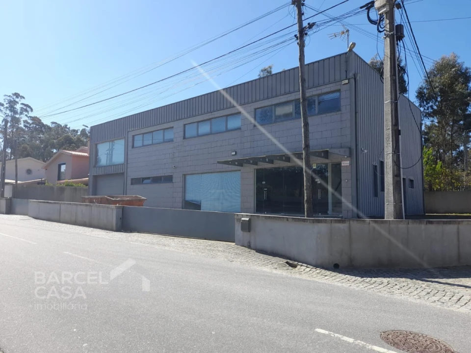 Armazém para Venda em Abade de Neiva Foto 2