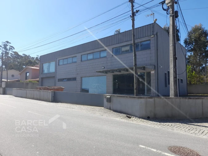 Armazém para Venda em Abade de Neiva Foto 2