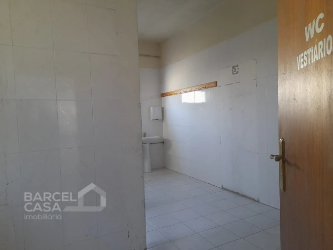 Armazém para Venda em Abade de Neiva Foto 6