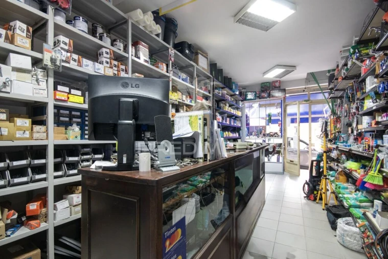 Loja para Venda em Amarante (São Gonçalo), Madalena, Cepelos e Gatão Foto 5