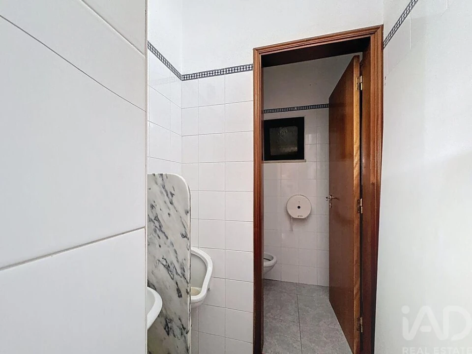 Loja para Venda em Albufeira e Olhos de Água Foto 12
